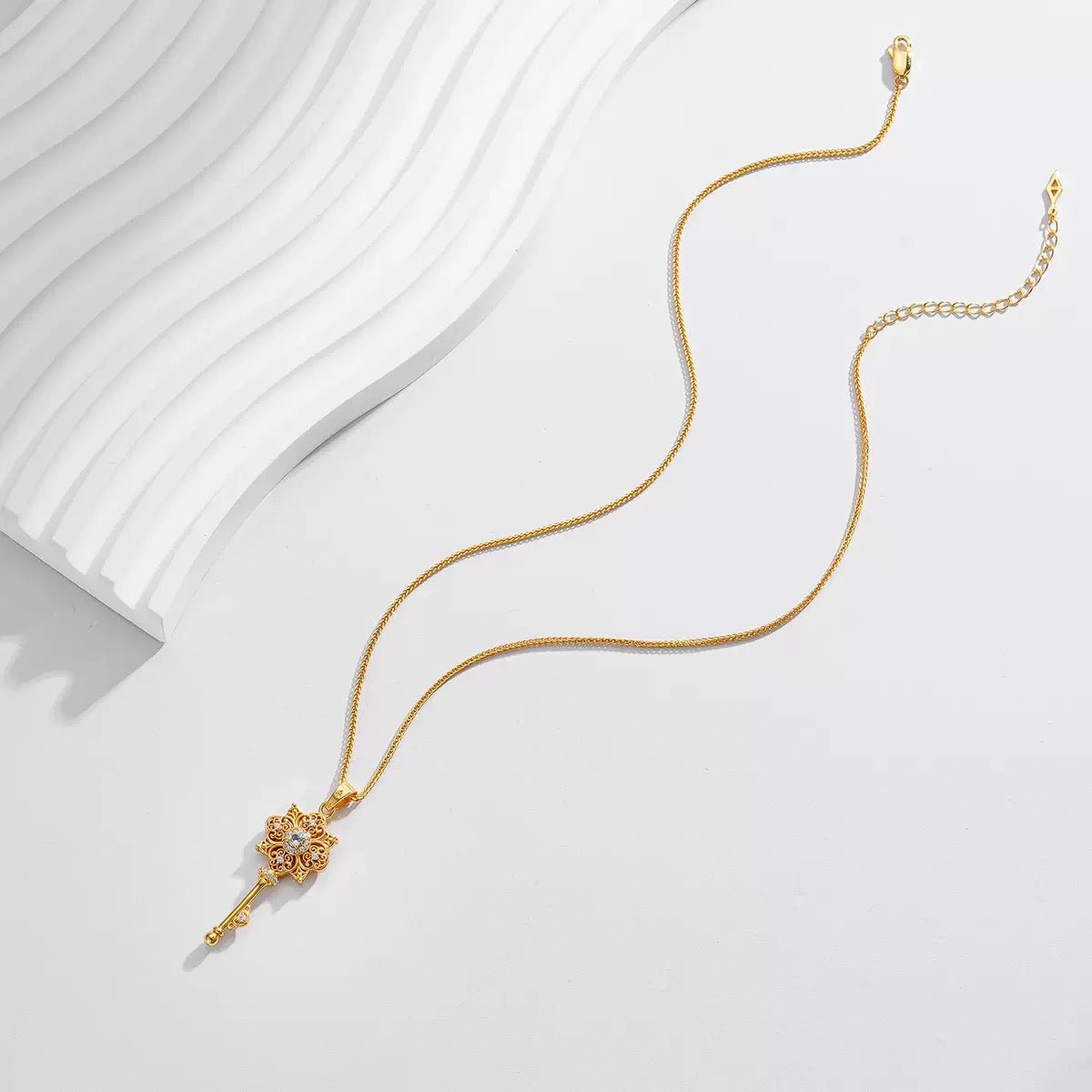 Clé d’Étoile Necklace - Pure Gems & Stones Store: Awakened Days