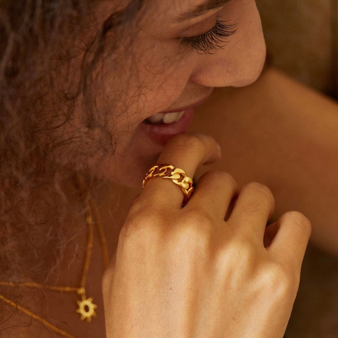 Iconic Chain Ring - Pure Gems & Stones Store: Awakened Days