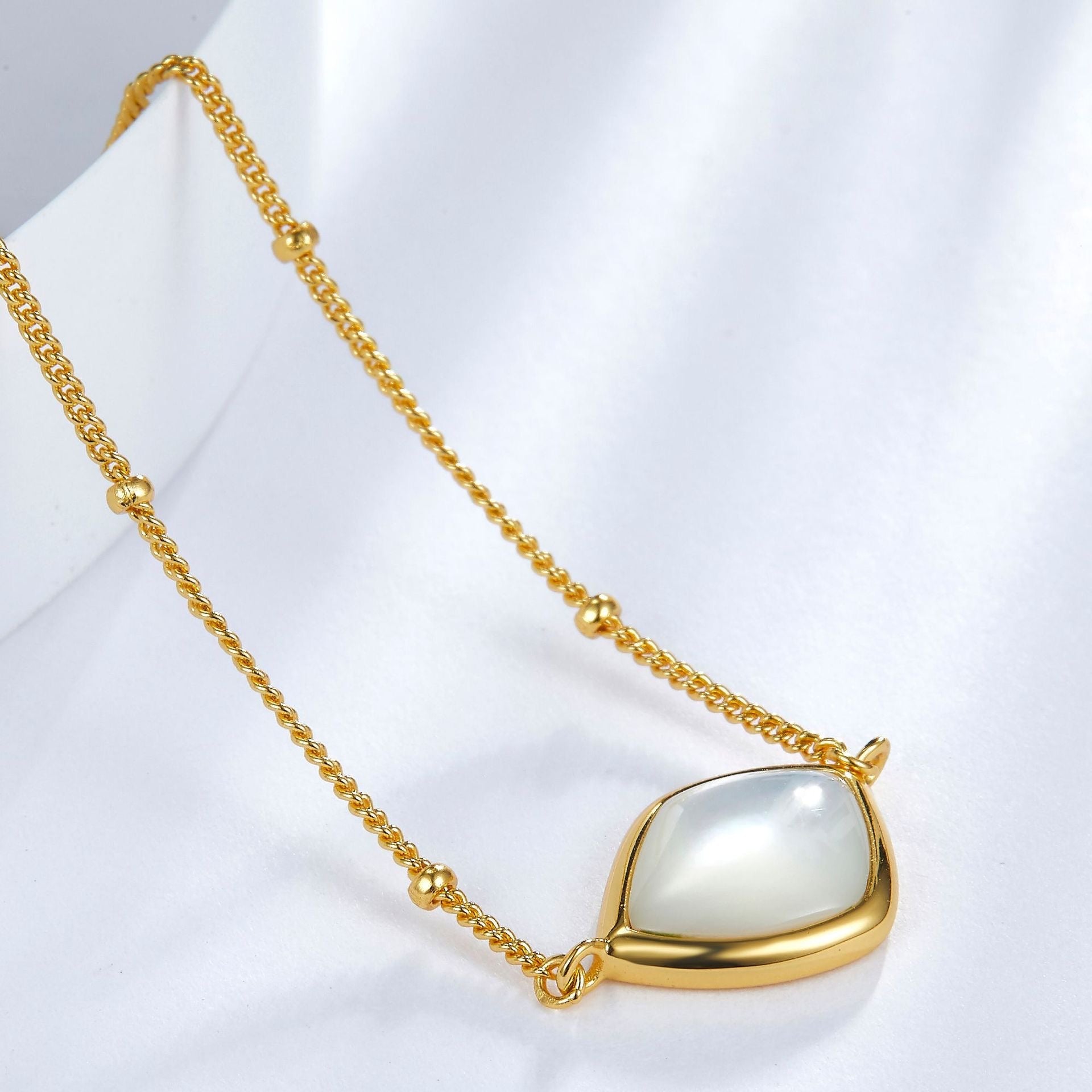 L’Arcane Necklace - Pure Gems & Stones Store: Awakened Days