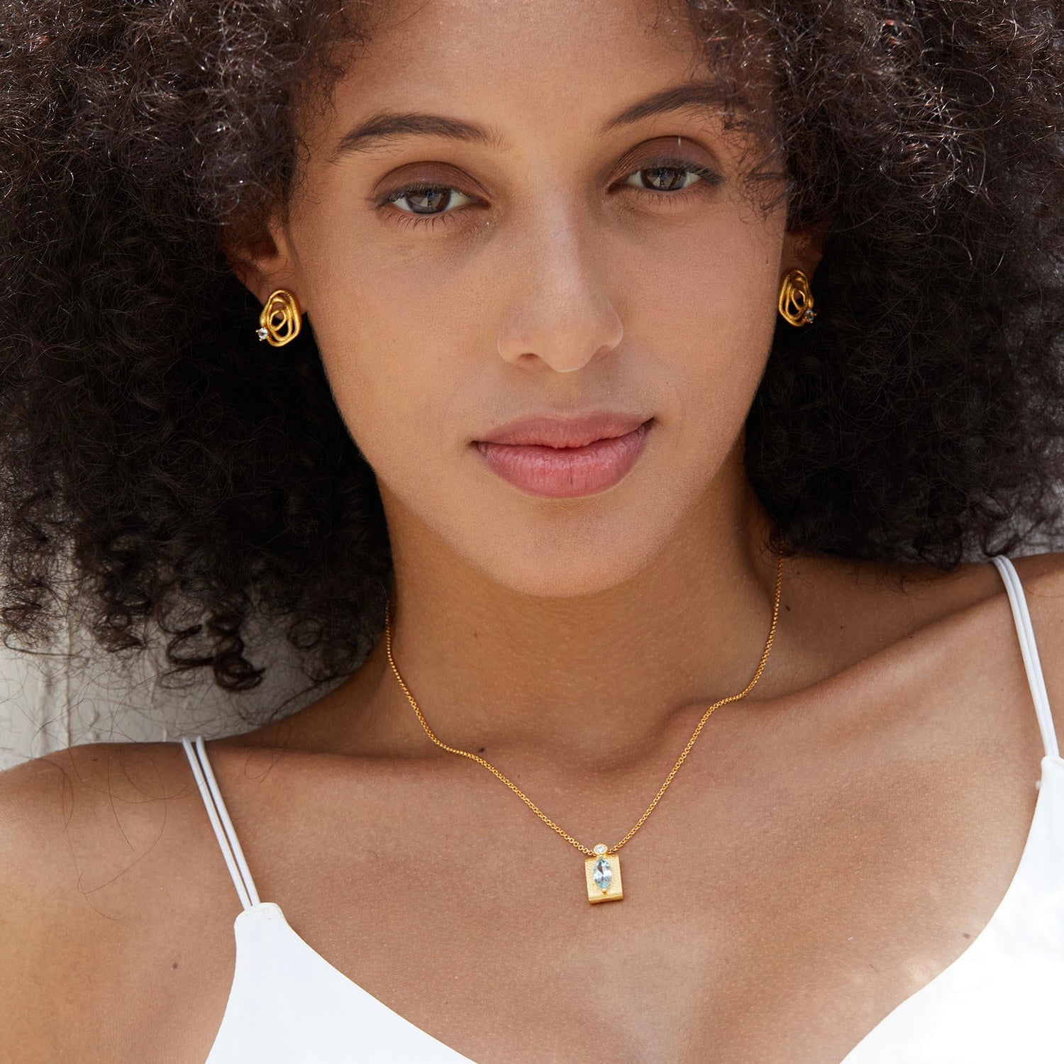 Linéa D’Or Earrings - Pure Gems & Stones Store: Awakened Days