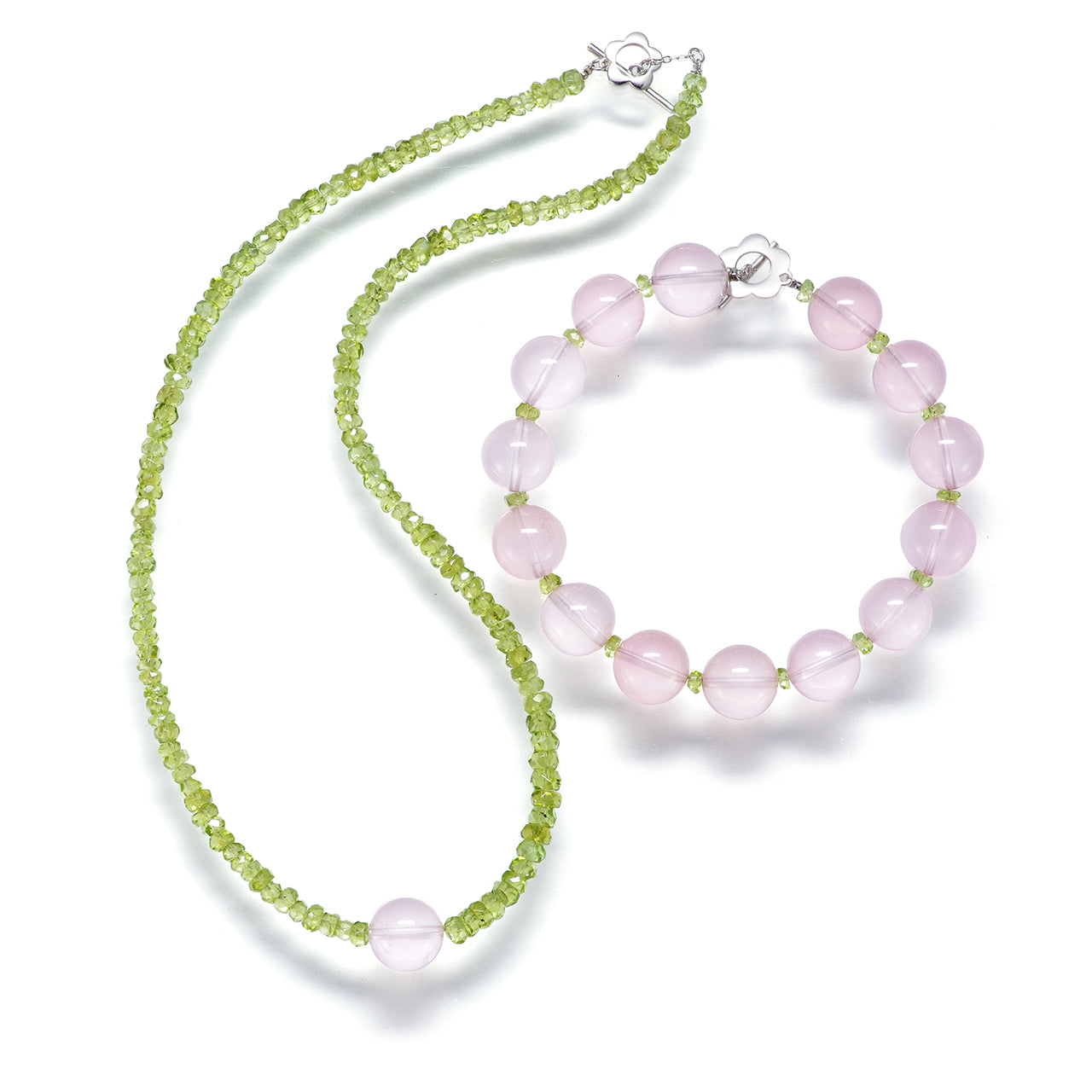 Dewdrop Blossom – Peridot Necklace