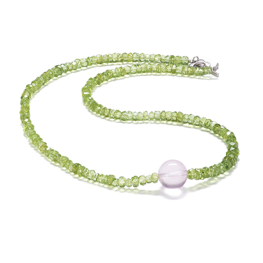 Dewdrop Blossom – Peridot Necklace