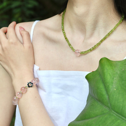 Petal Dew – Rose Quartz Bracelet