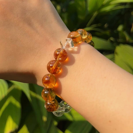 Armband aus Bergkristall und Citrin mit facettiertem Würfeldesign