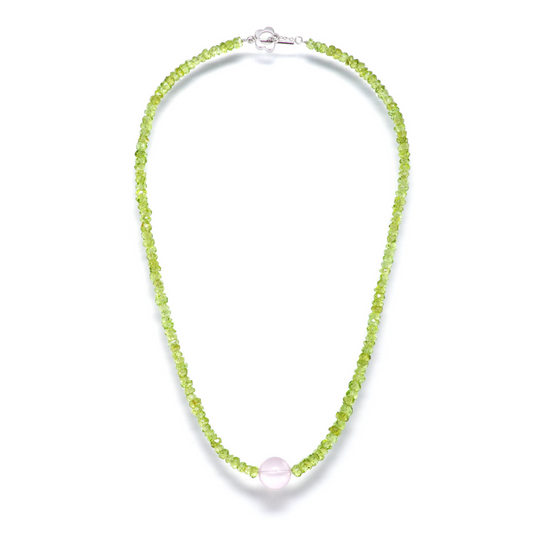 Dewdrop Blossom – Peridot Necklace