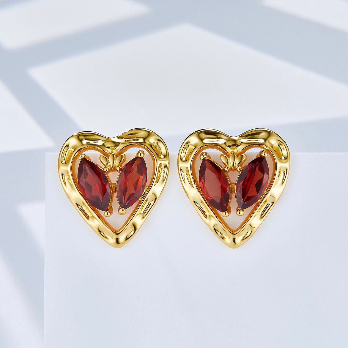 L’Art du Cœur Studs - Pure Gems & Stones Store: Awakened Days