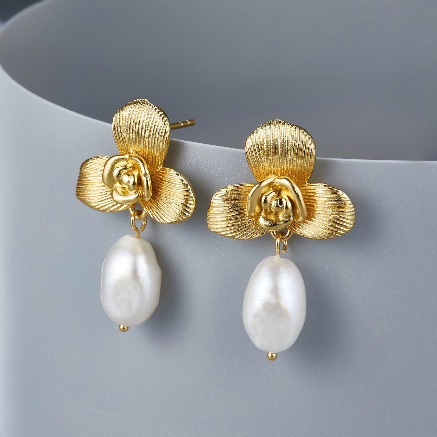 L’Orchidée et la Perle Earrings - Pure Gems & Stones Store: Awakened Days